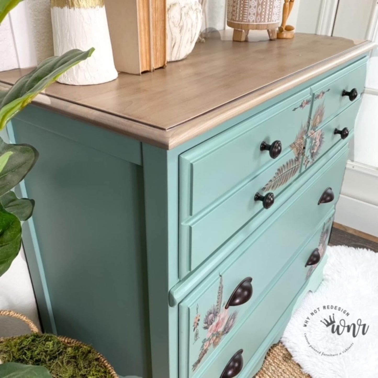 Dixie Belle Paint Company Chalk Finish Furniture Paint - Sea Glass (16oz) - Matte Pastel Blue/Green Chic Chalk Mineral DIY Furniture Paint