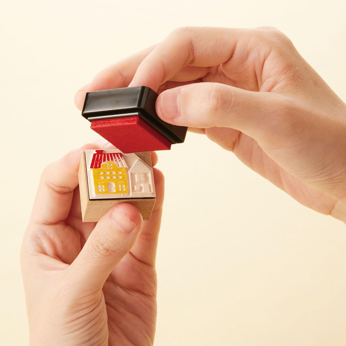 IROMOYO WARABE Stamp PAD, Small Traditional Japanese Ink Colour, Oil-Based Ink pad - RED
