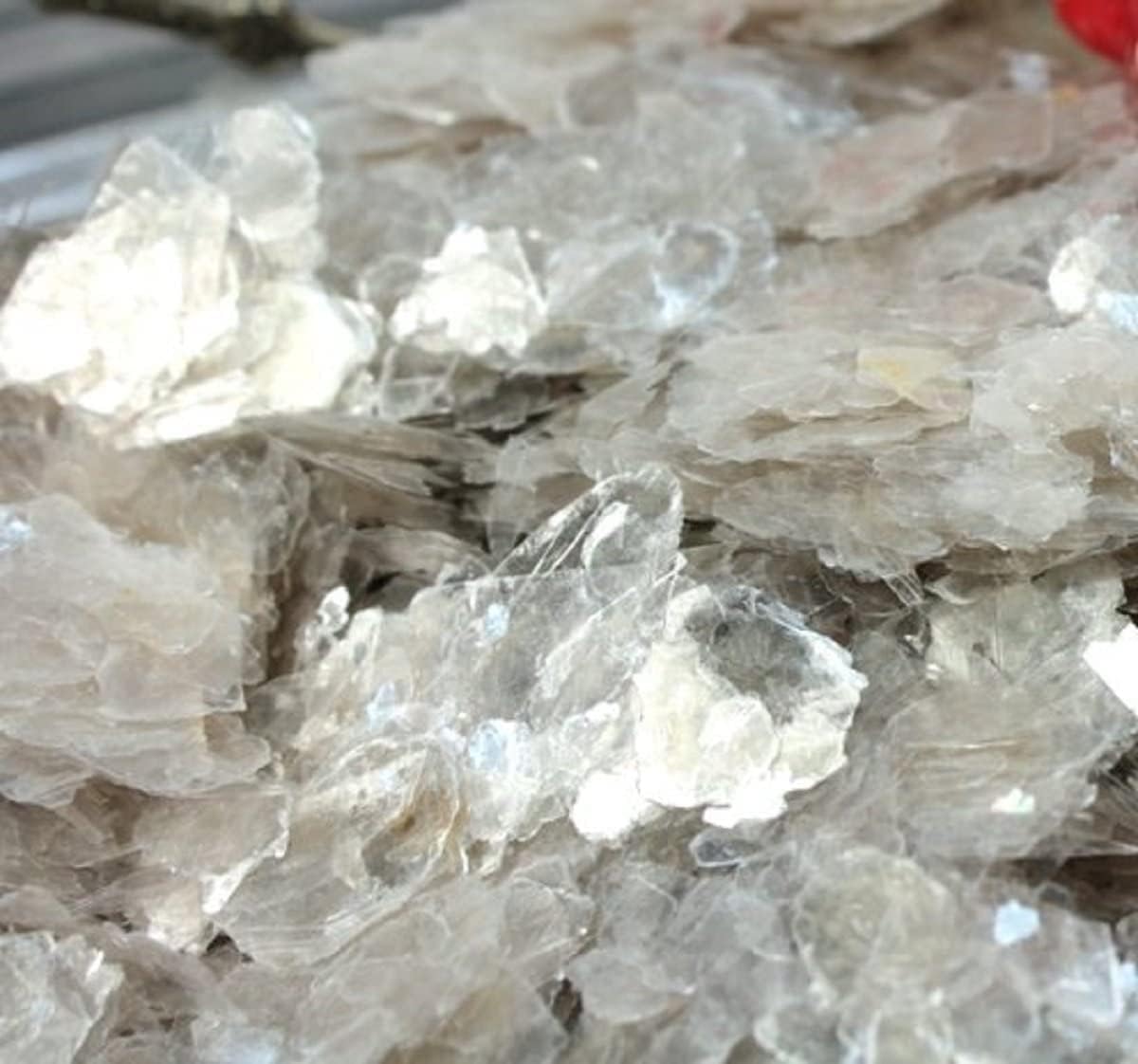 Meyer Imports Natural Mica Flakes - Clear - Pearl - #311-4330 (1/2 oz)