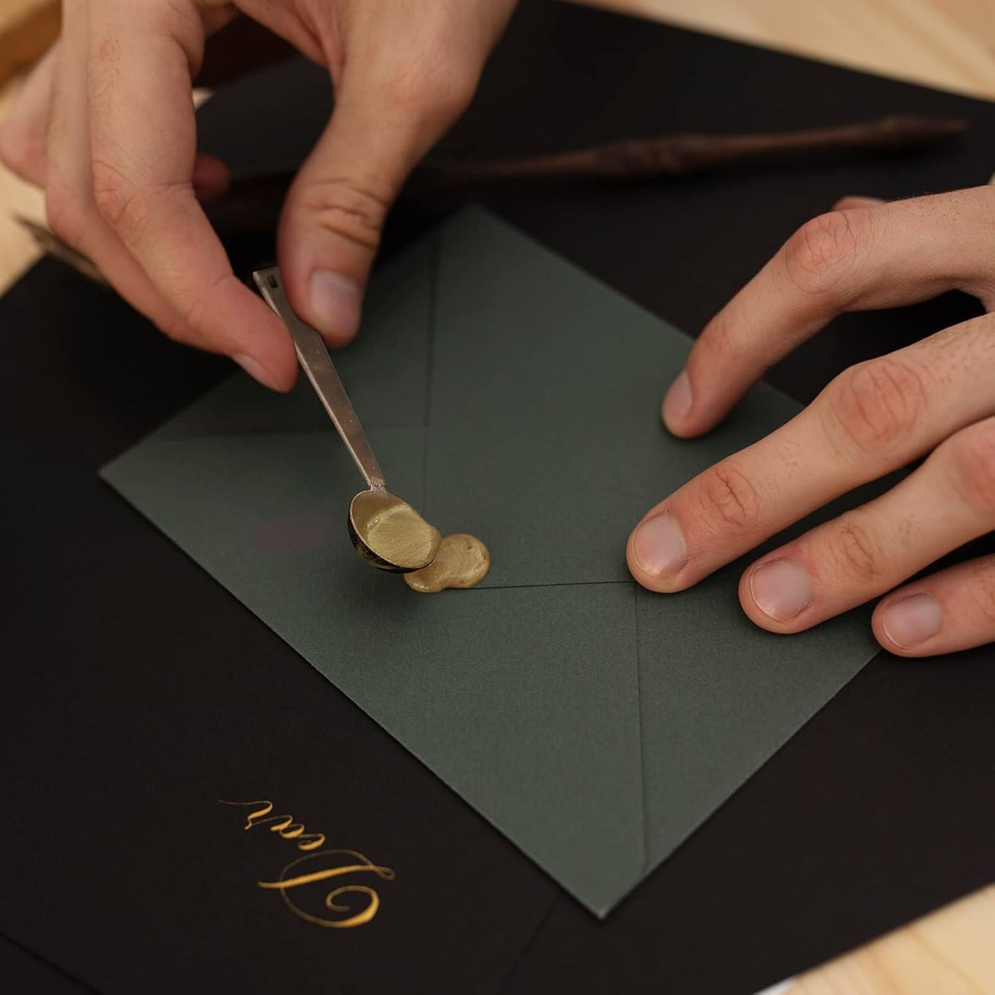 500 Pcs Octagon Sealing Wax Beads Bronze Wax Seal Beads with 4 Pcs Tea Candles and 1 Pcs Wax Melting Spoon for Crafts Letter Wine Greeting Cards Sealing