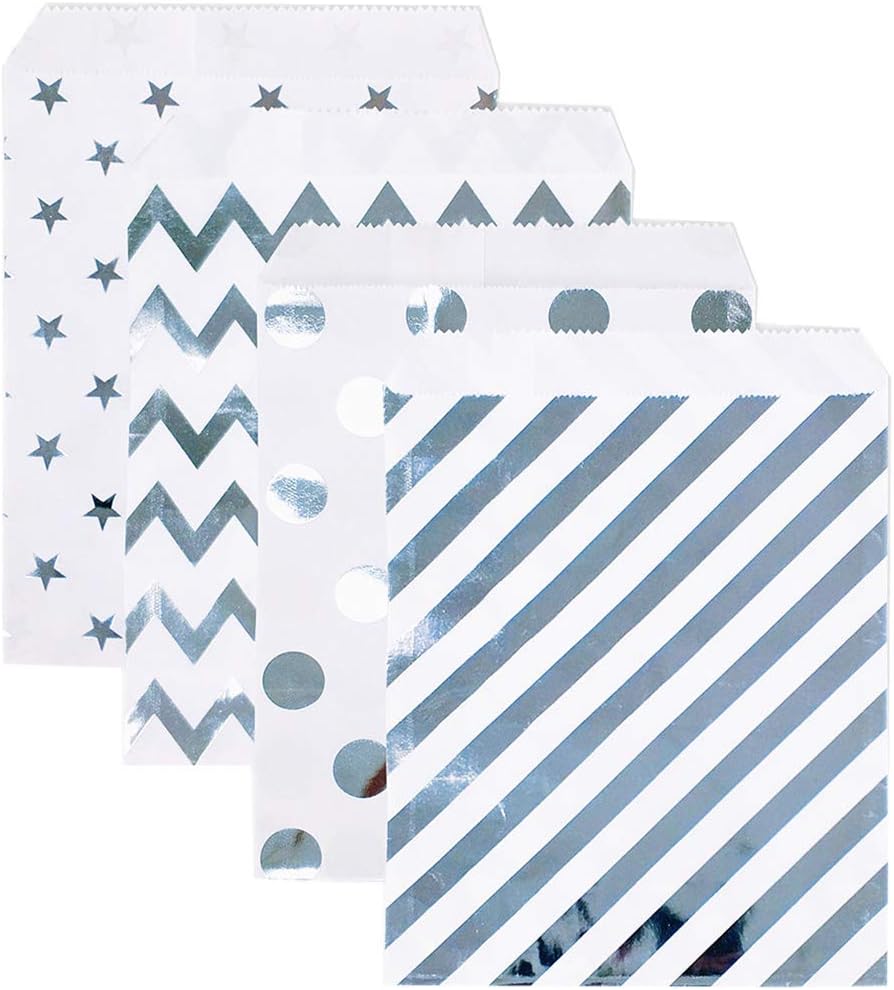 KEYYOOMY 200 Pcs Silver Candy Buffet Bags Small Cookie Bags Polka Dot Paper Treat Bag for Wedding Birthday Party (5 inch X 7 inch)