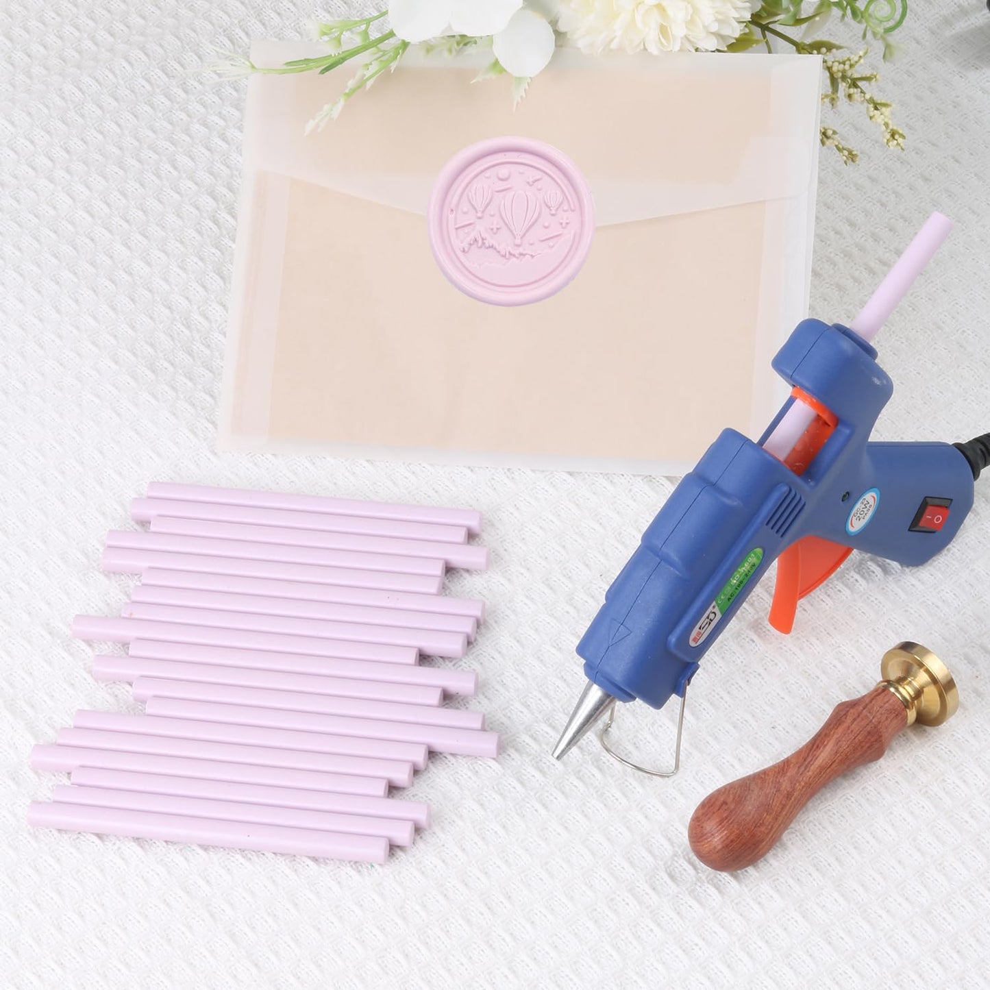Sakura Pink Sealing Wax Sticks, WASOHLING 20Pcs Glue Gun Wax Seal Sticks for Wax Seal Stamp, Light Pink Wax Seals for Christmas Wedding Invitation Envelope Letter Seals, Craft Adhesive (Mini Size)