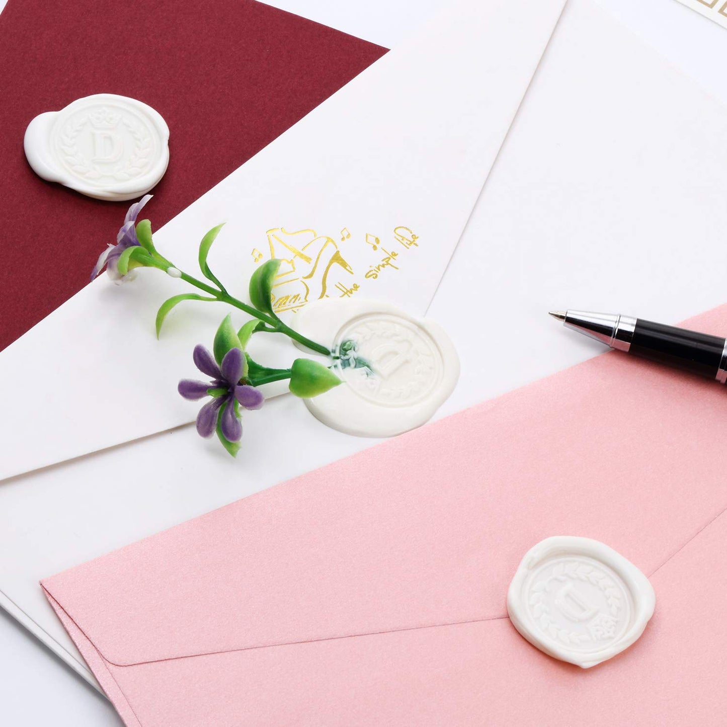 Nuanchu 15 Pcs Glue Gun Sealing Wax Sticks Retro Vintage Wax Sticks for Seal Stamp and Letter for Wedding Invitations Card Envelope Christmas Holiday Gift Ideas(Ivory White)