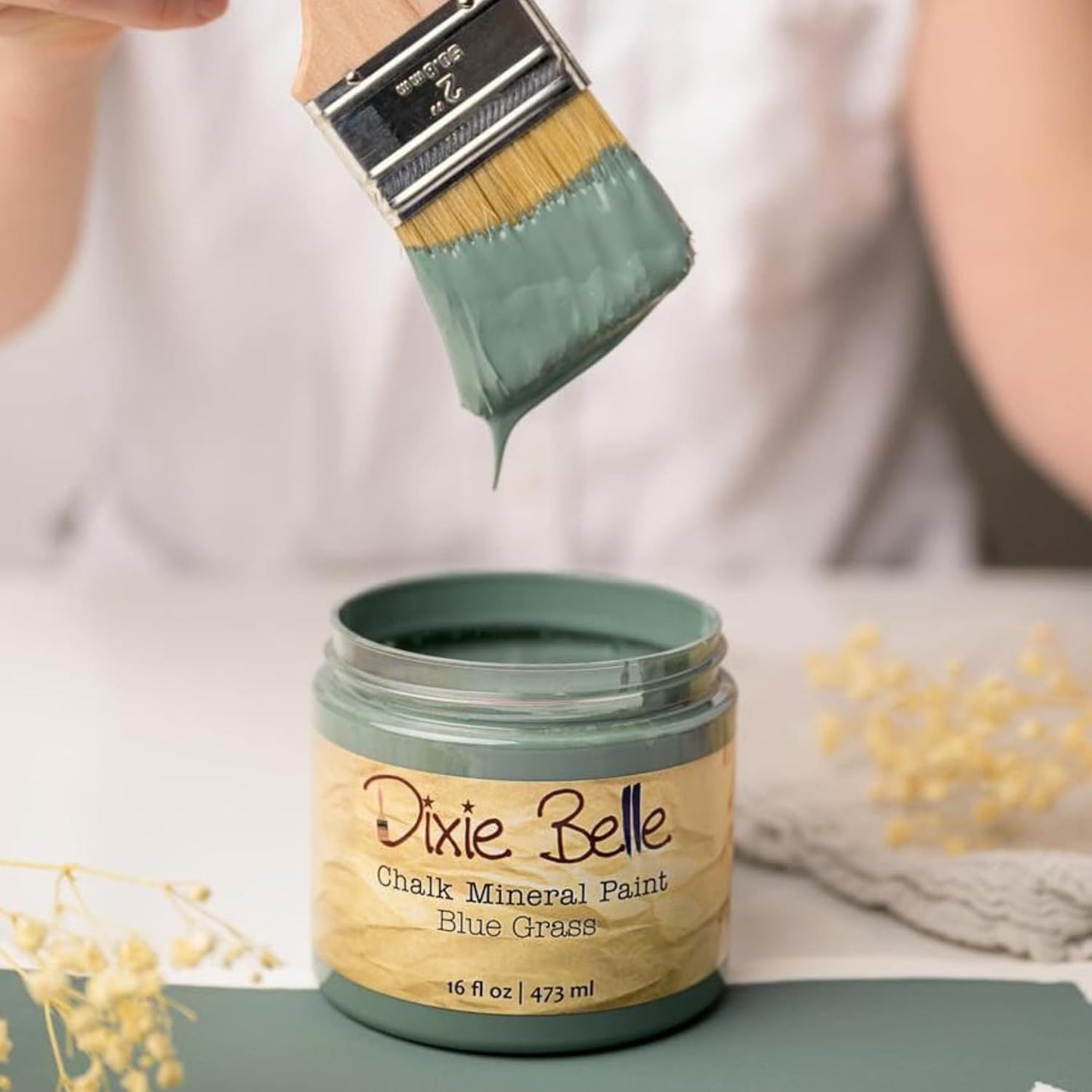 Dixie Belle Paint Company Chalk Finish Furniture Paint – Blue Grass (32oz) – Matte Chic Chalk Mineral DIY Furniture Paint