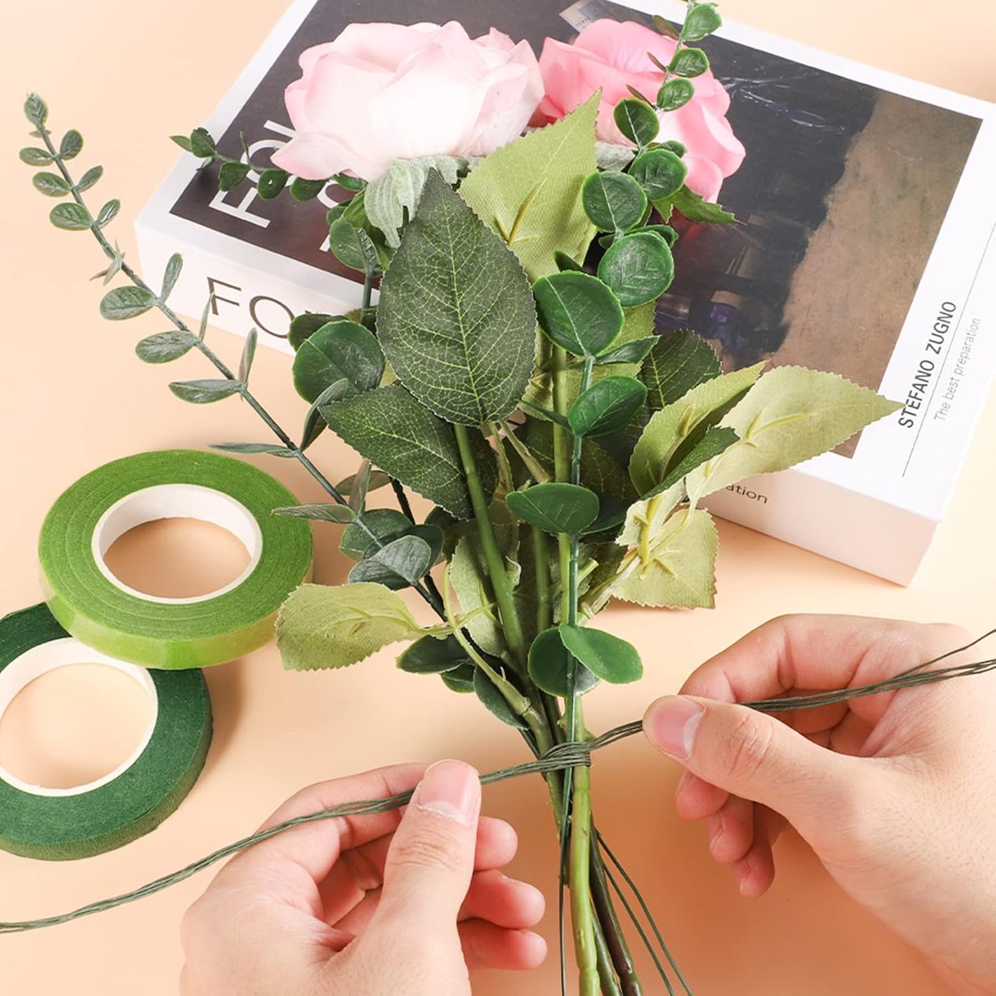 200 Pcs Floral Wire 26 Gauge Crafts Florist Green Floral Wire for Crafts Bouquet Stem Wreath Making Flower Arrangement Supplies (Green,14 Inch)