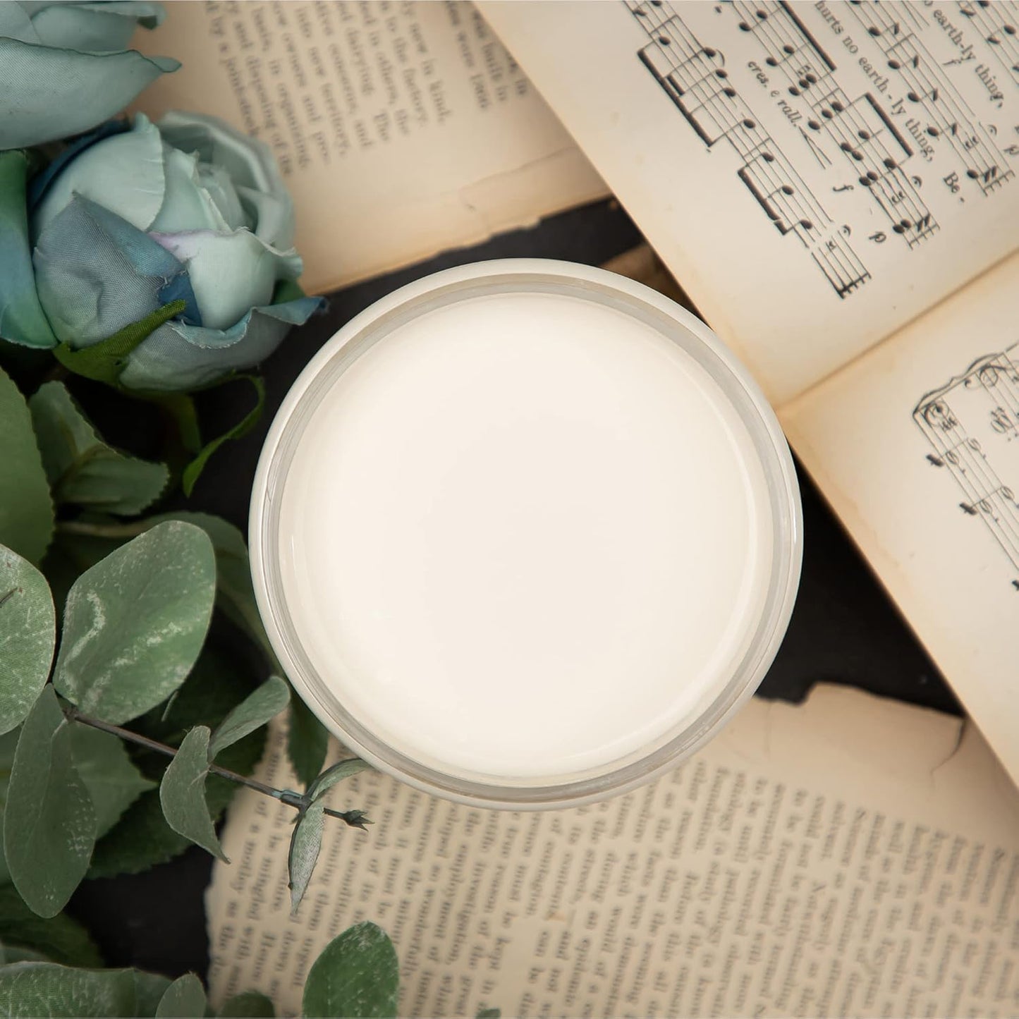 Dixie Belle Paint Company Chalk Finish Furniture Paint - Buttercream (1 Gallon - 128oz) - Matte Creamy White Chic Chalk Mineral DIY Furniture Paint