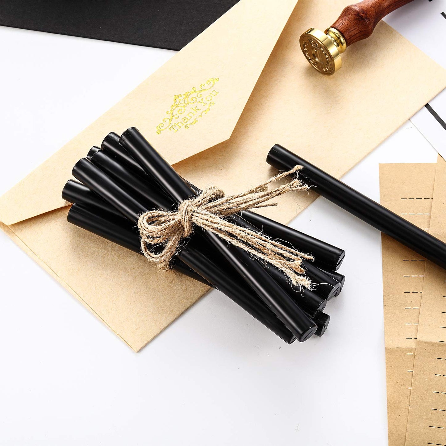 Nuanchu 15 Pcs Glue Gun Sealing Wax Sticks Retro Vintage Wax Sticks for Seal Stamp and Letter for Wedding Invitations Card Envelope Christmas Holiday Gift Ideas(Black)