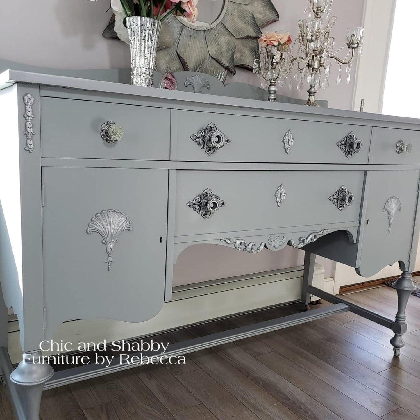Dixie Belle Paint Company Chalk Finish Furniture Paint - Manatee Gray (16oz) - Matte Light Gray Chic Chalk Mineral DIY Furniture Paint