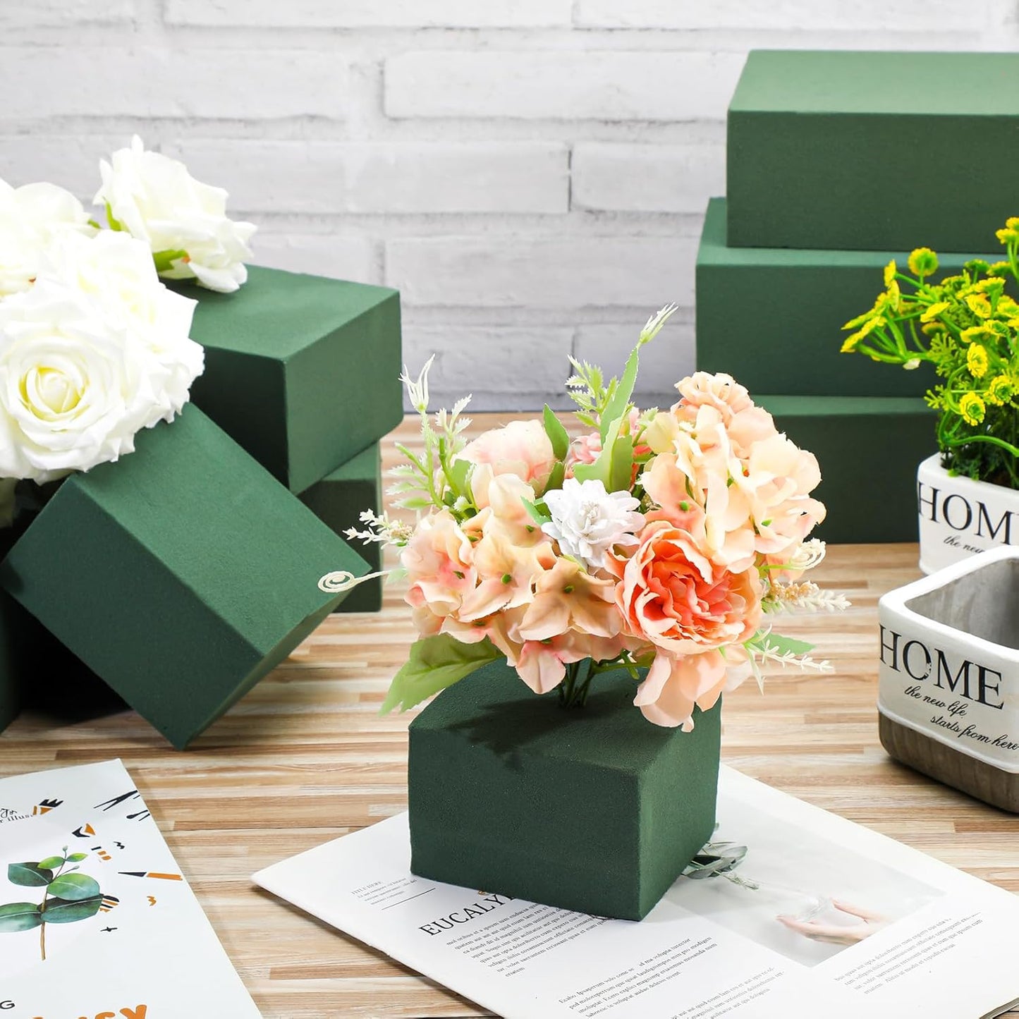 Marsui 30Pcs Floral Foam Blocks Dry and Wet Florist Foam Brick Flower Arrangements Supplies for Fresh and Artificial Flowers Craft Plant Filler Decoration, Green(9 x 4 x 3 Inch)