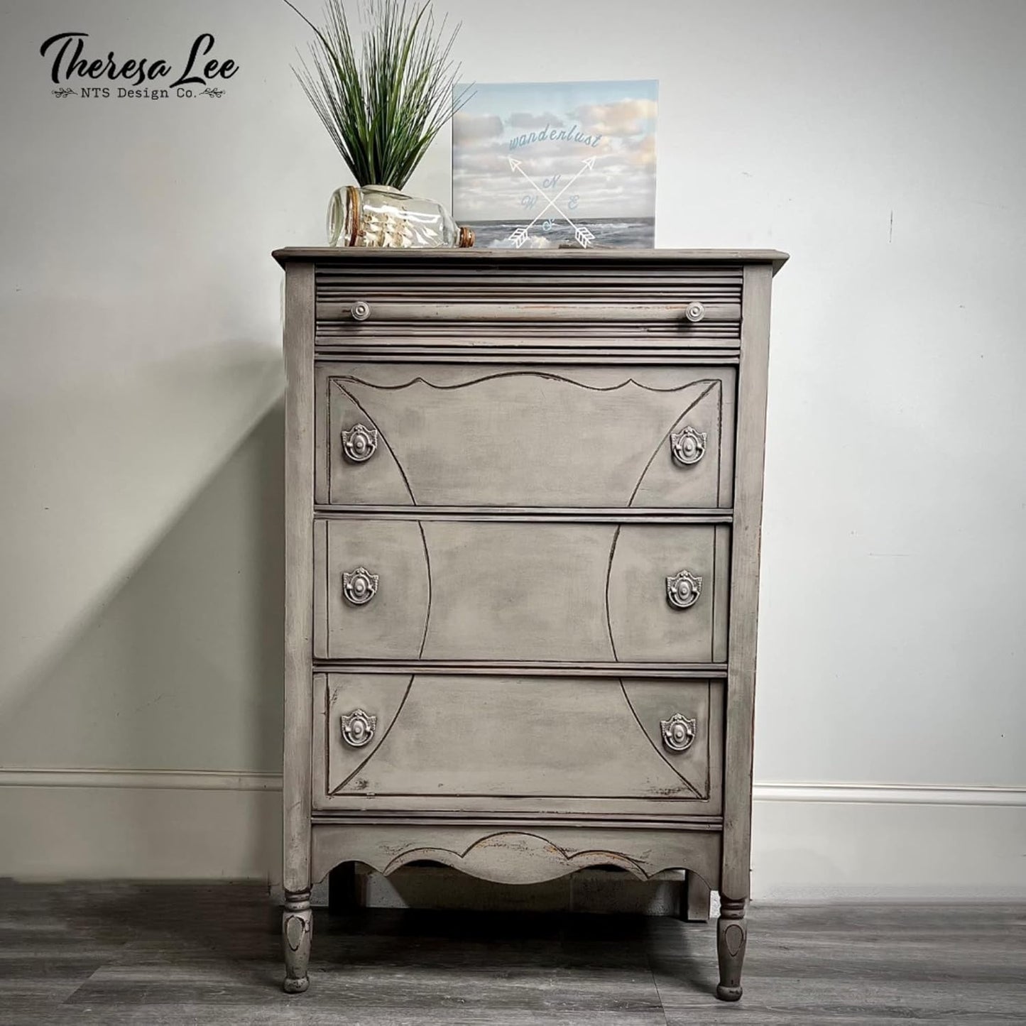 Dixie Belle Paint Company Chalk Finish Furniture Paint - French Linen (32oz) - Matte Light Taupe Chic Chalk Mineral DIY Furniture Paint