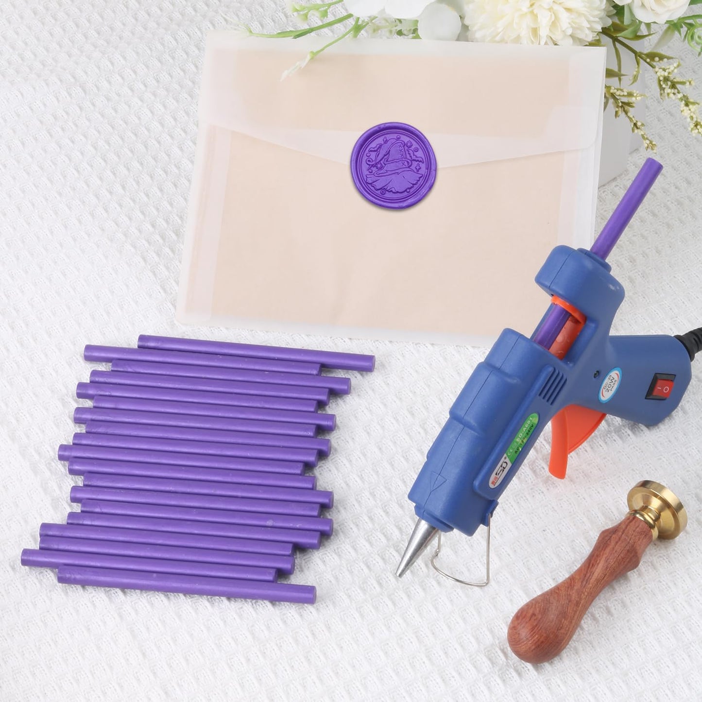 Purple Sealing Wax Sticks, WASOHLING 20Pcs Glue Gun Wax Seal Sticks for Wax Seal Stamp, Purple Wax Seals for Wedding Invitation Christmas Envelope Letter Seals, Craft Adhesive (Mini Size)
