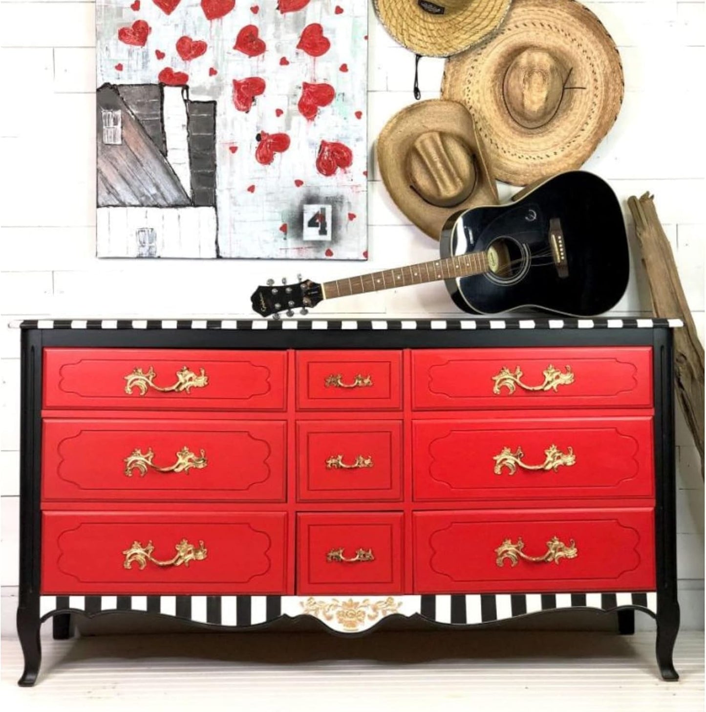 Dixie Belle Paint Company Chalk Finish Furniture Paint - Honky Tonk Red (1 Gallon - 128oz) - Matte True Red Chic Chalk Mineral DIY Furniture Paint