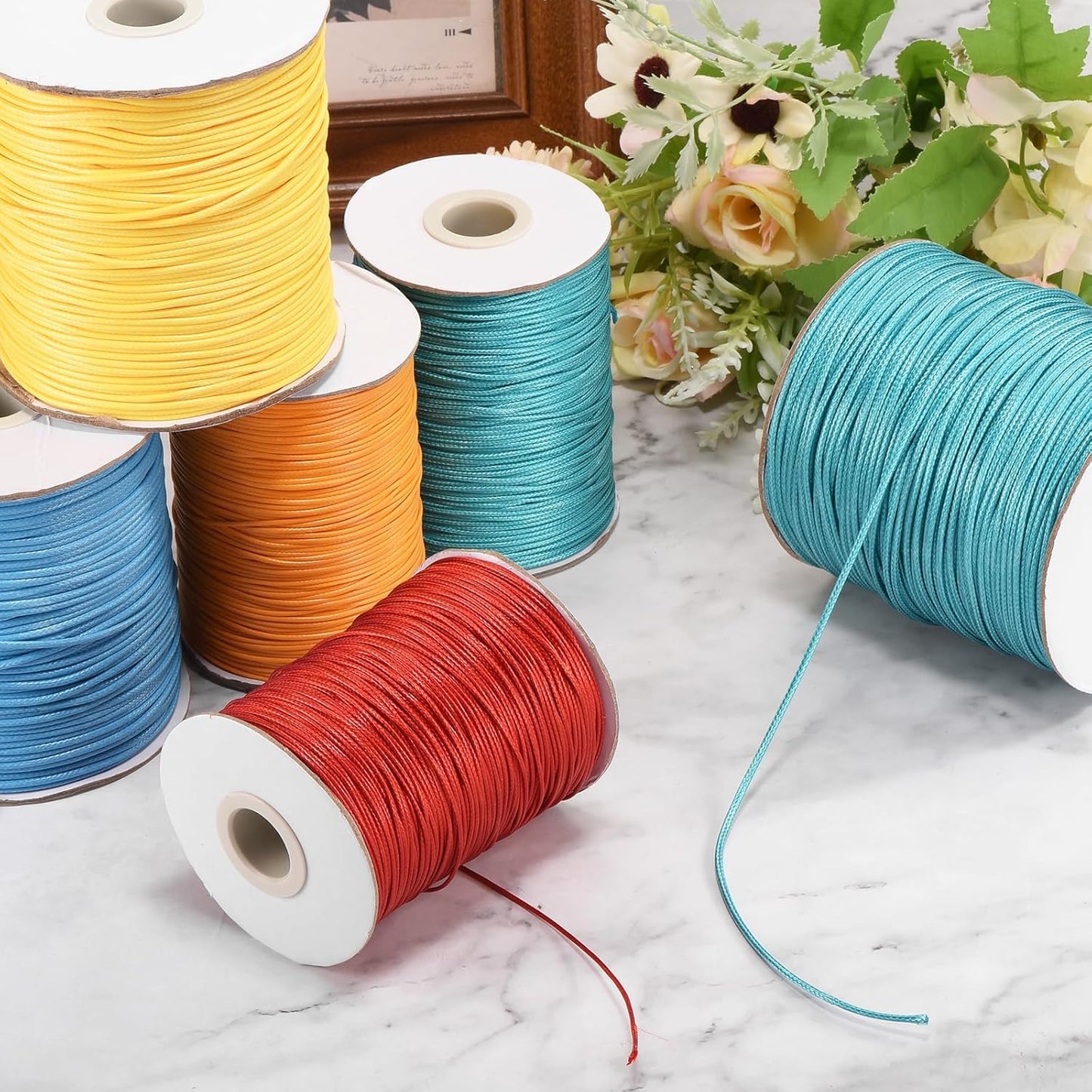 MECCANIXITY Waxed Cord 1.2mm Waxed Polyester Cord 175 Yard Wax String for Bracelet Making,Necklaces, Beading,Jewelry Making and DIY Crafts(Grass Green)