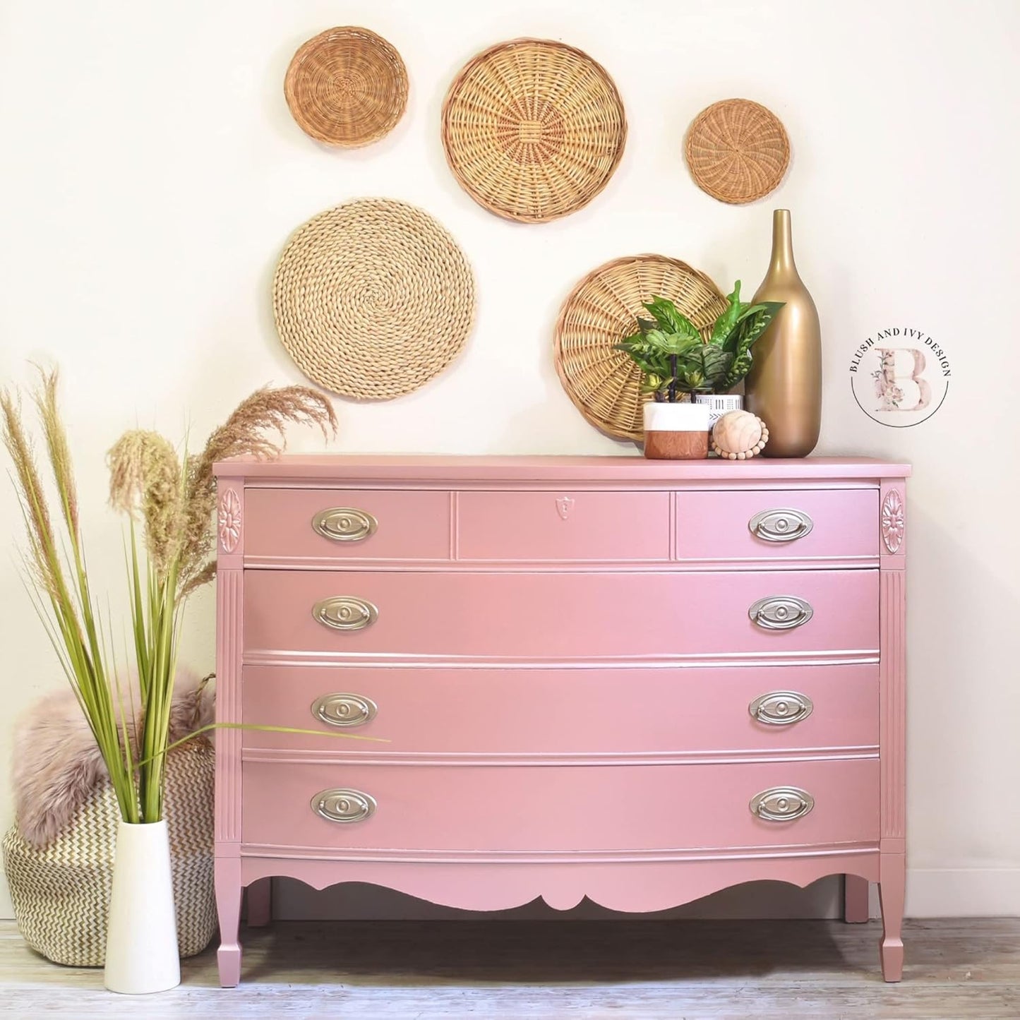 Dixie Belle Paint Company Chalk Finish Furniture Paint - Pink Champagne (8oz) - Matte Pale Pink Chic Chalk Mineral DIY Furniture Paint