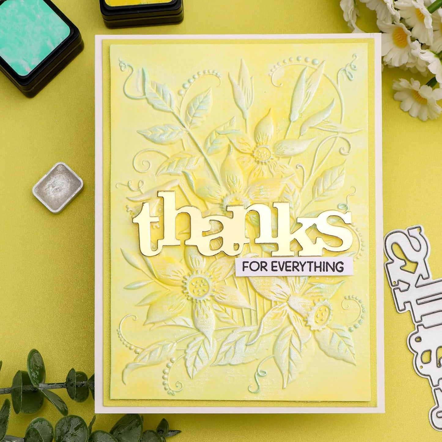 BAOFALI 3D Embossing Folders Daffodil Clear Textured for Card Making,Embossing Template Paper Card Embossing Stencil for DIY Scrapbooking Photo Album Card Paper Craft Decoration 6.3" L x 4.5" W