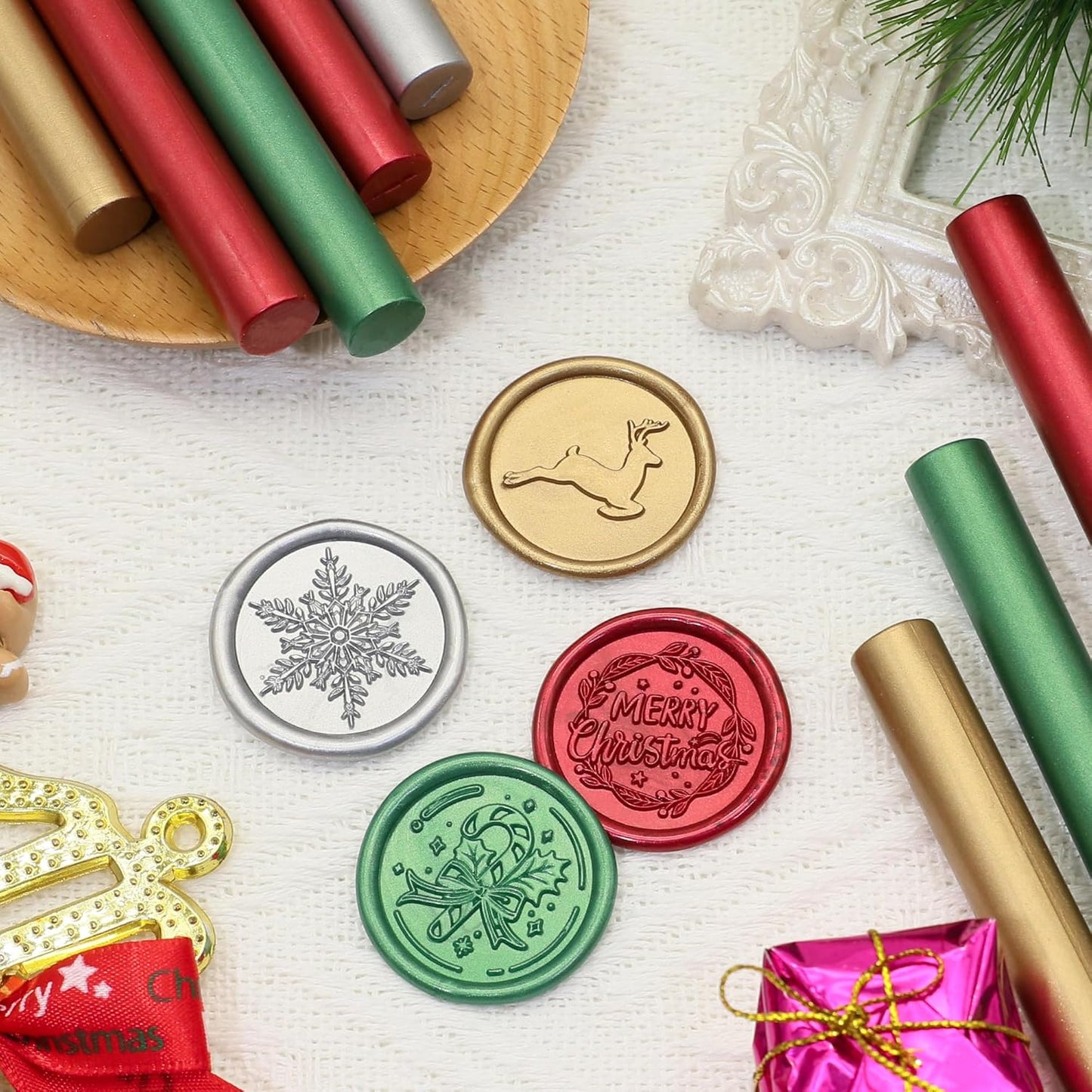 SWANGSA 20 Pieces Glue Gun Sealing Wax Sticks Metallic Red Green Antique Gold Silver for Wax Seal Stamp, Great for Wedding Invitations, Christmas Cards, Envelopes, Wine Packages, Gift Wrapping