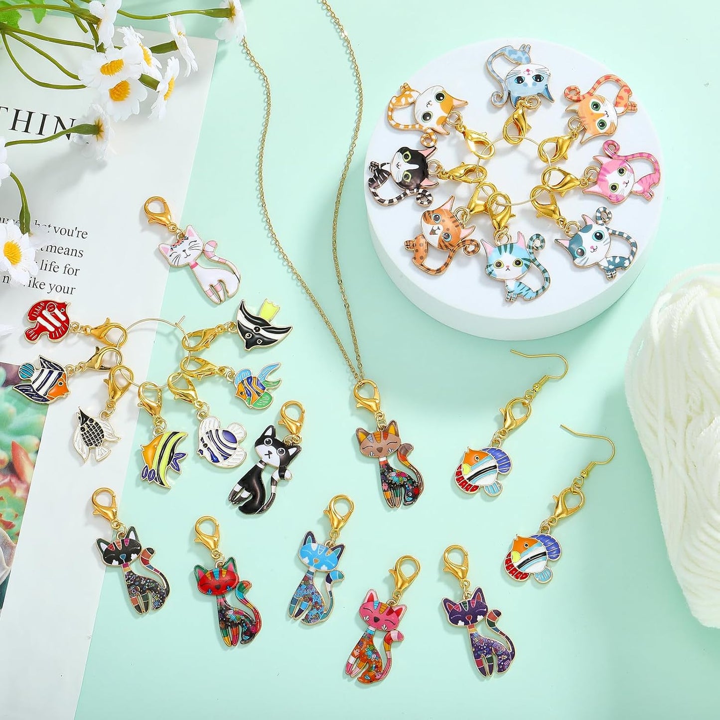 BEEFLYING 16Pcs Fish Stitch Marker Charms for Crocheting and Knitting, 8 Styles Alloy Enemal Crochet Knit Stitch Marker Pendant with Removable Clasp for Knitting Crocheting Accessories