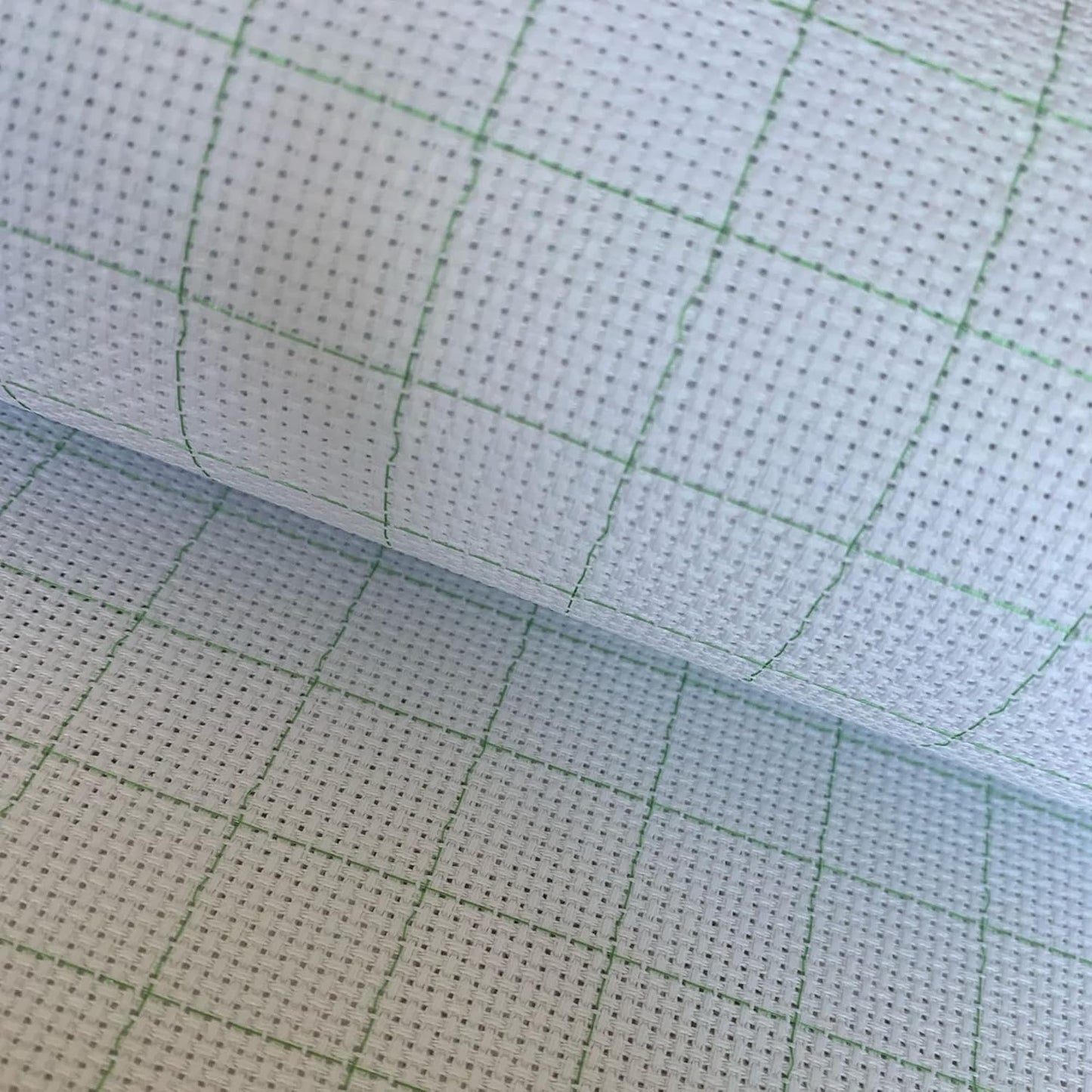 14CT Easy Count Thread Grid Aida Cloth Embroidery Cross Stitch Fabric, Green Grid, W59 x L20