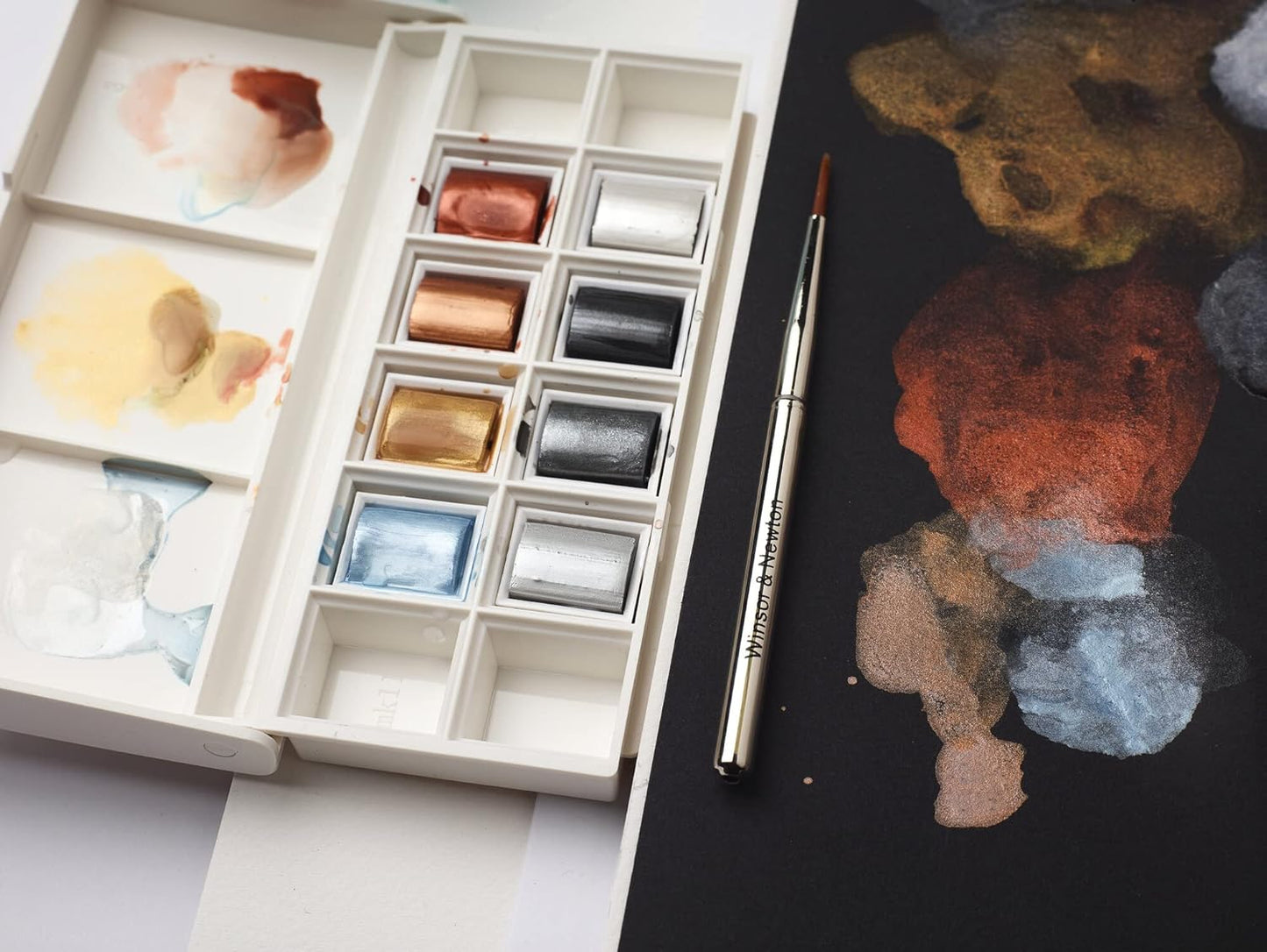 Winsor & Newton Cotman Watercolor Paint Set, 8 Half Pan, Metallic Colors w/ Brush