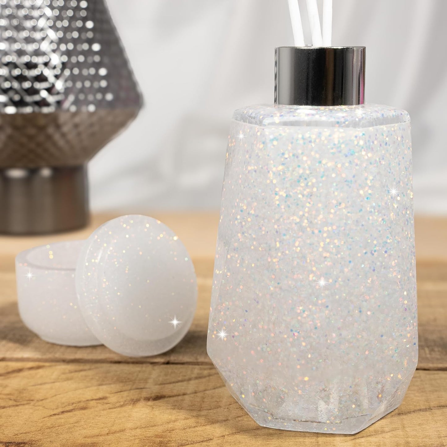 Hemway Polyurethane & Epoxy Resin Glitter 100g / 3.5oz Metallic Crystal Flake Additive for Flooring Jewelry Tumblers Glass Pigment - Chunky (1/40" 0.025" 0.6mm) - Mother of Pearl Iridescent