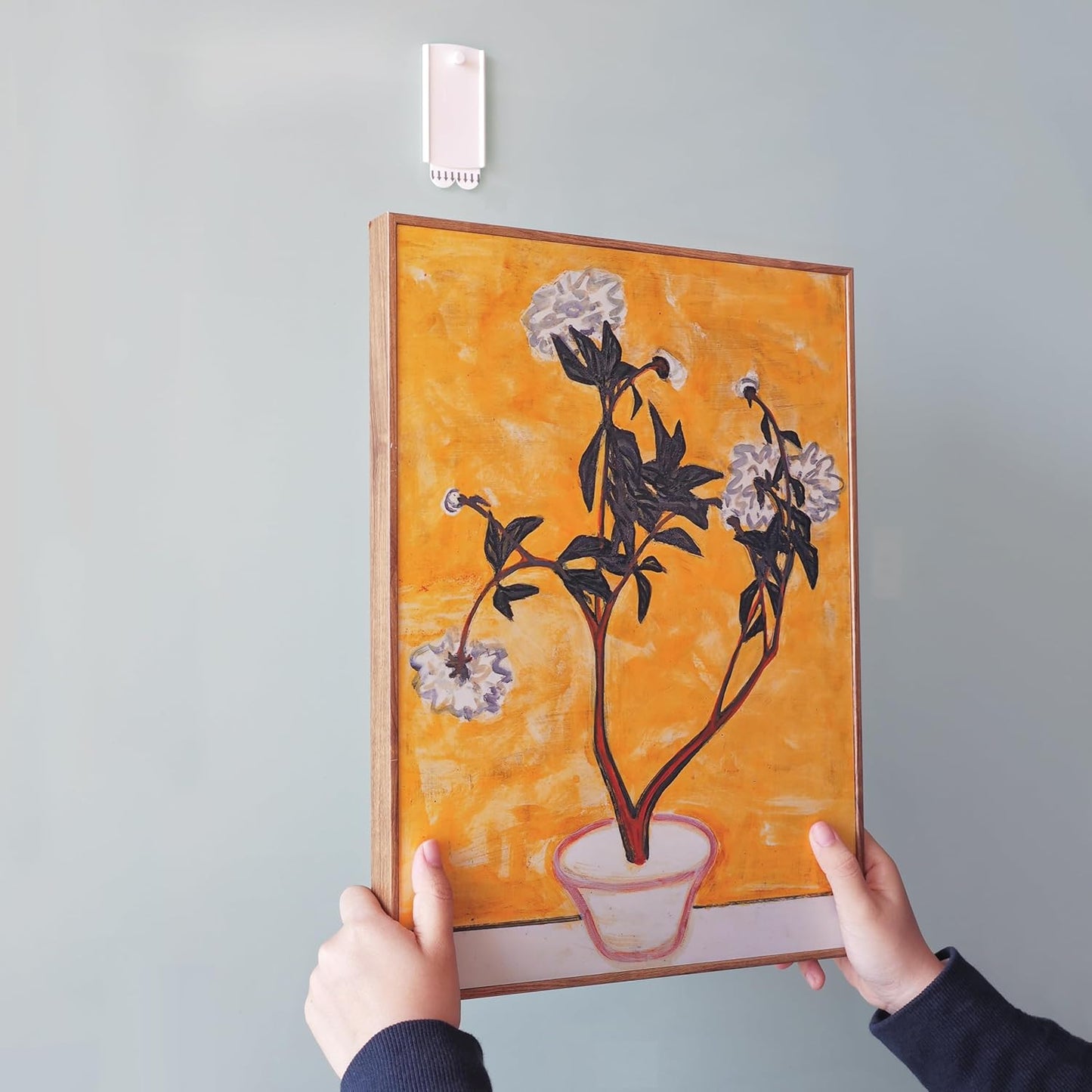 Large Universal Frame Hanger, 14 Picture Hangers, 24 Large Removable Adhesive Strips, Value Pack, Damage Free Picture Hanging Hooks Heavy Duty, No Nails Picture Hooks