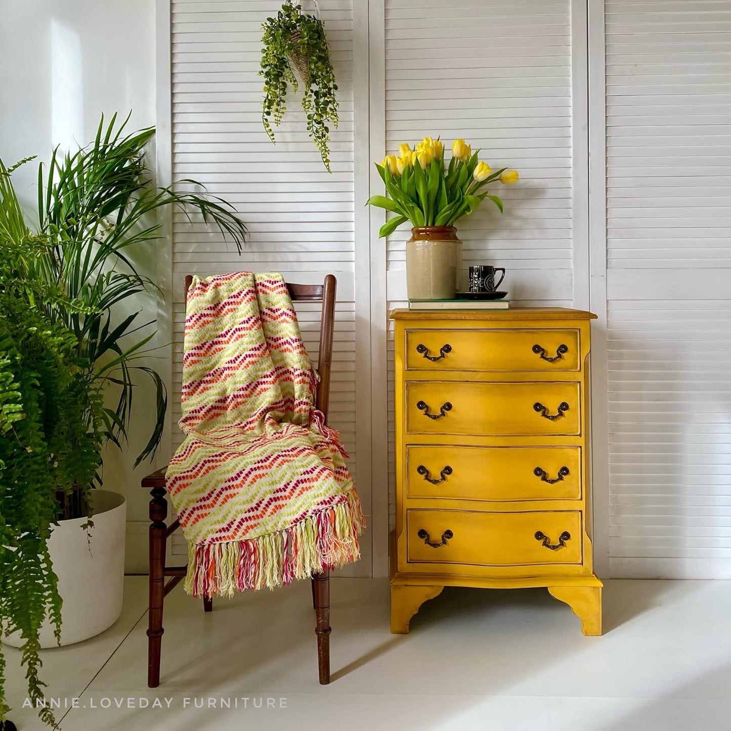Dixie Belle Paint Company Chalk Finish Furniture Paint - Colonel Mustard (4oz) - Matte Retro Yellow Chic Chalk Mineral DIY Furniture Paint