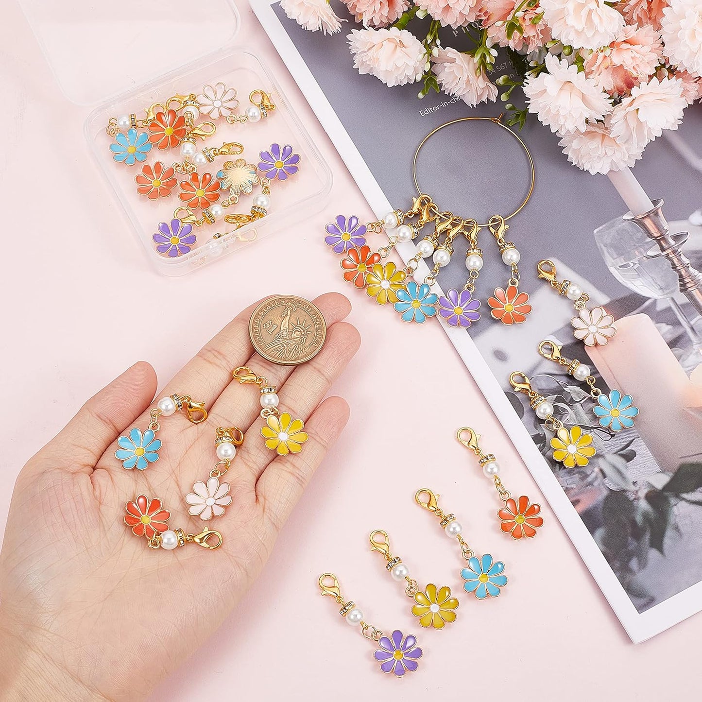 SUNNYCLUE 1 Box 30Pcs Stitch Markers Crochet Stitch Marker Daisy Flower Charms Pearl Beads Zipper Pull Clip On Removable Lobster Claw Clasp Charm Locking Knitting Markers for Weaving Sewing Quilting
